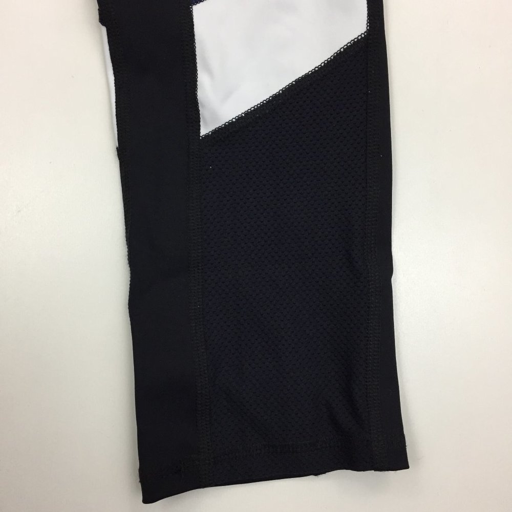 NWT SOULCYCLE Black Blue White Colorblock Capri Cropped Active Leggings - Picture 10 of 10